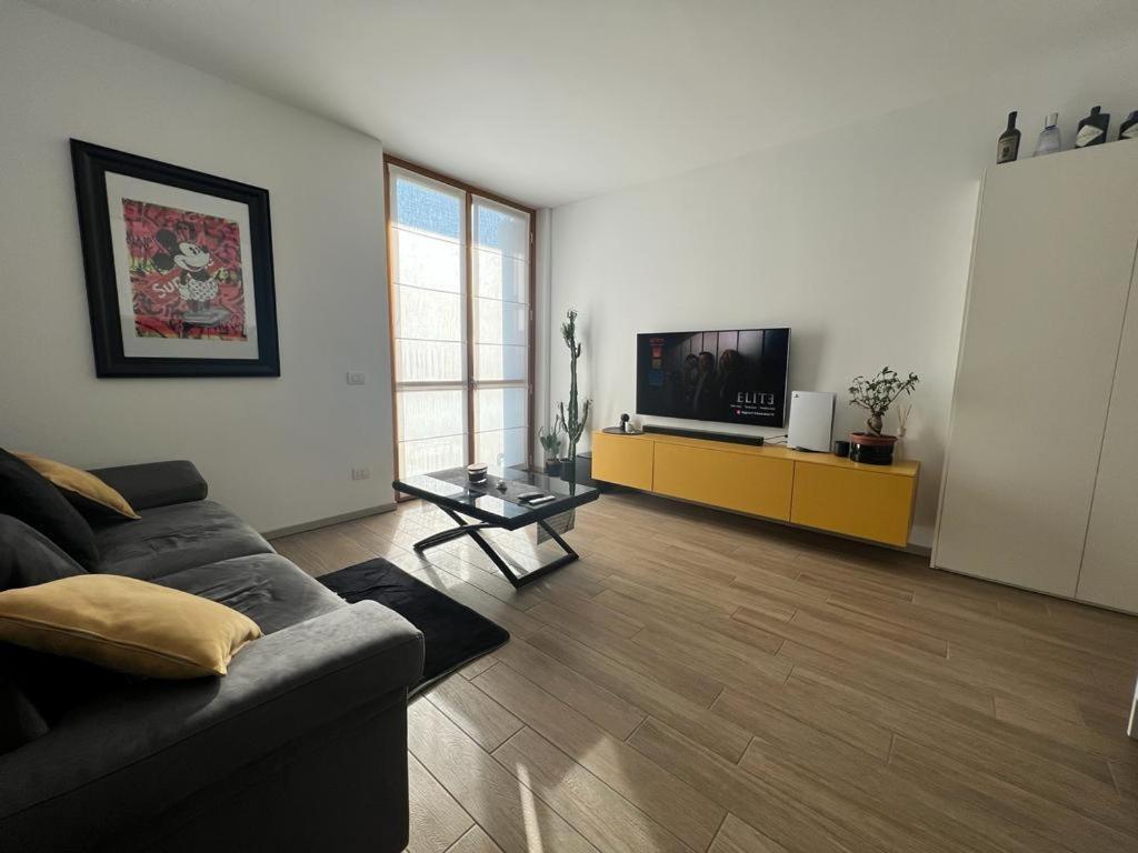 Apartamento Domusmi - Nuvolone-7 Milán Exterior foto